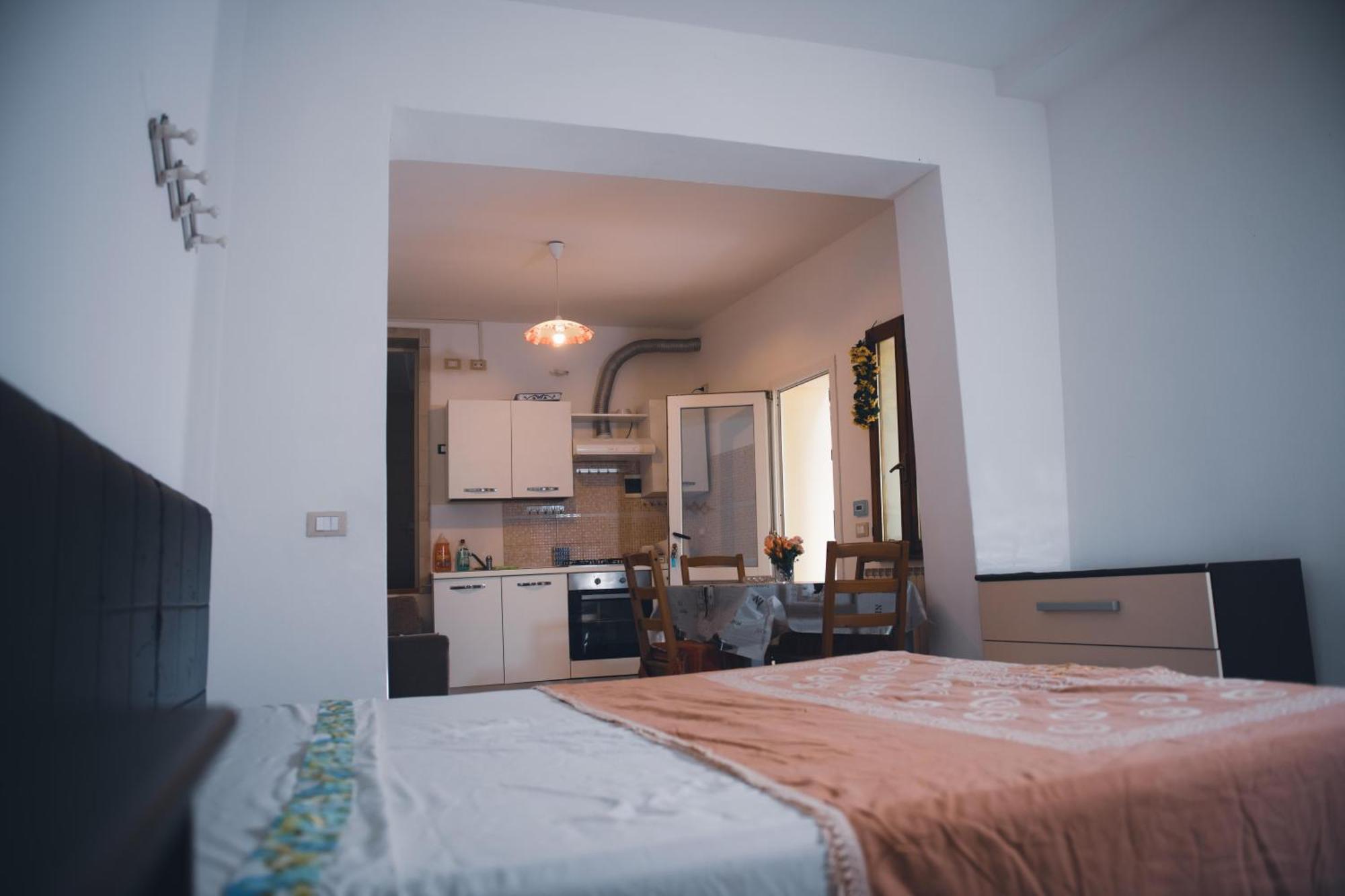 Home Peterpan, B&B Direttamente Sulla Piazza Casal Fiumanese Exterior foto